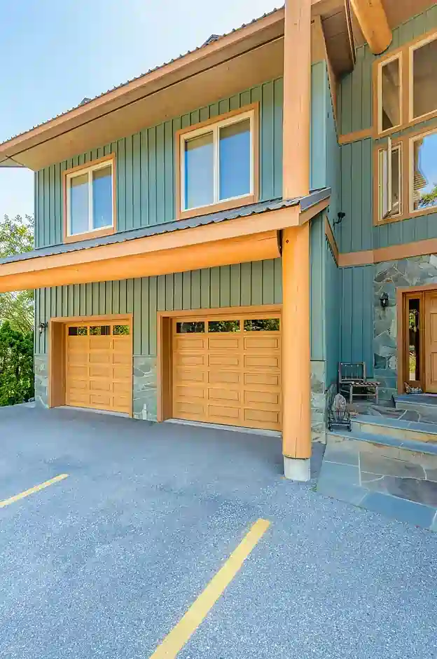 Fast Commercial Door Repair in Uxbridge